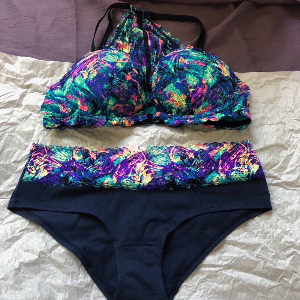 Victoria's Secret PINK Racerback Bra 36C Tropical